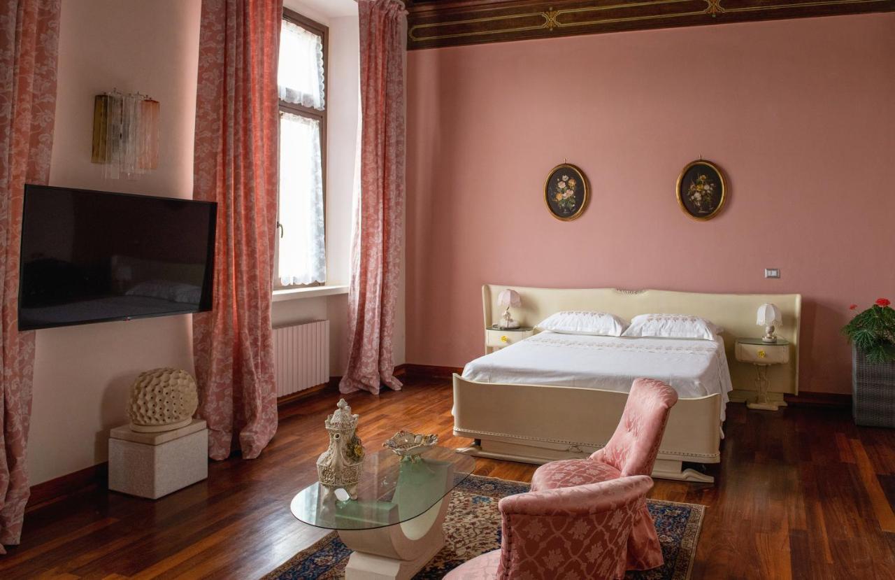 Palazzo Bed And Breakfast Calvisano Exteriér fotografie
